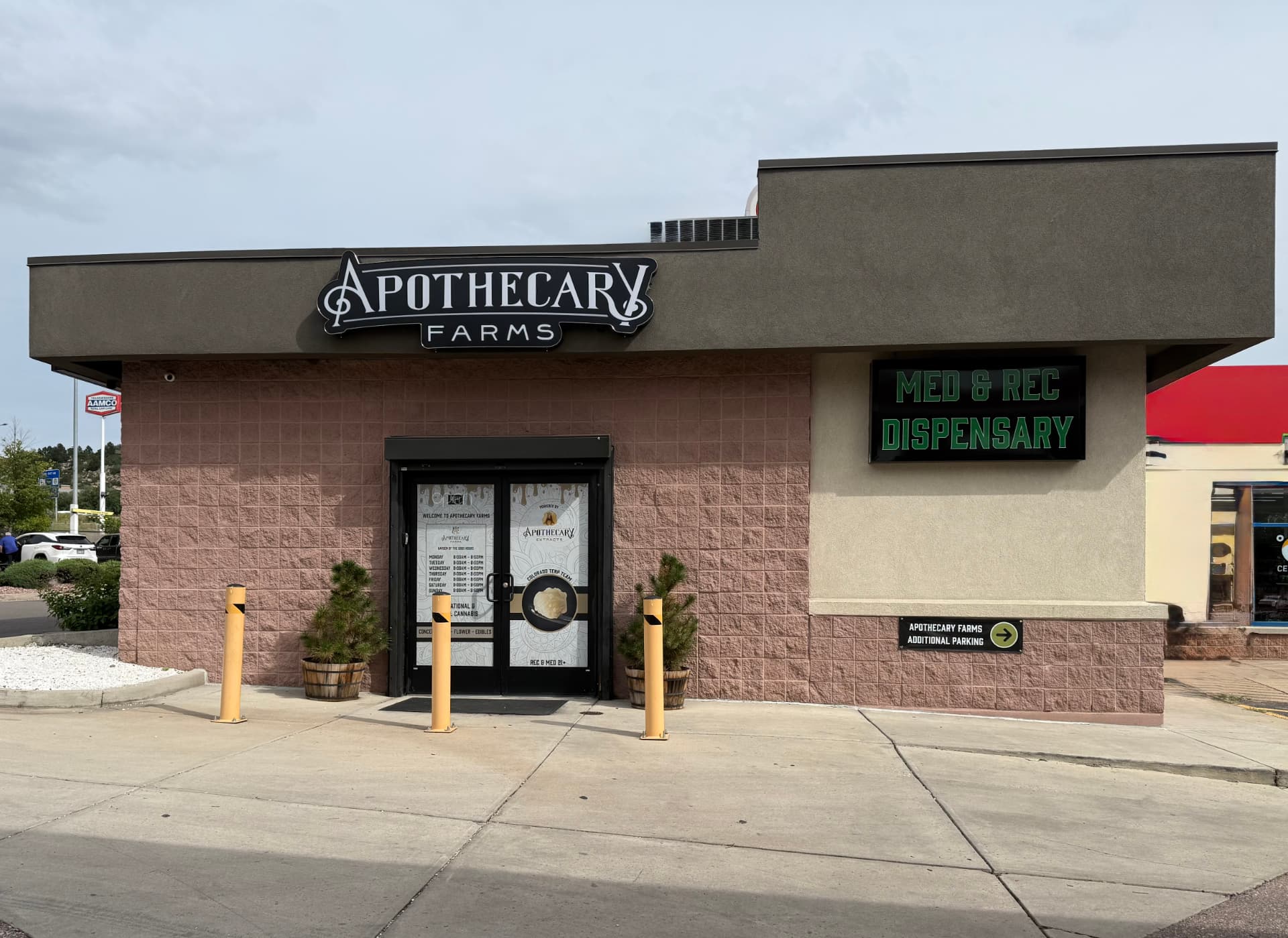 Apothecary Farms Garden of the Gods Road cannabis dispensary storefront in Colorado Springs